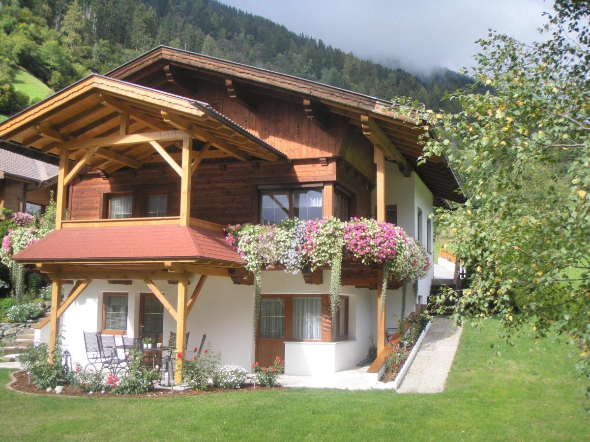 Landhaus Knoflach Neustift im Stubaital Szoba fotó